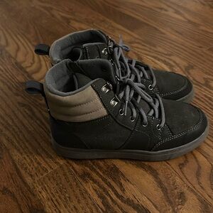 Size 3 Boys Casual Boots - Cat & Jack